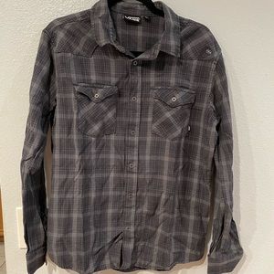 Vans long sleeve shirt. Men. Size Medium.